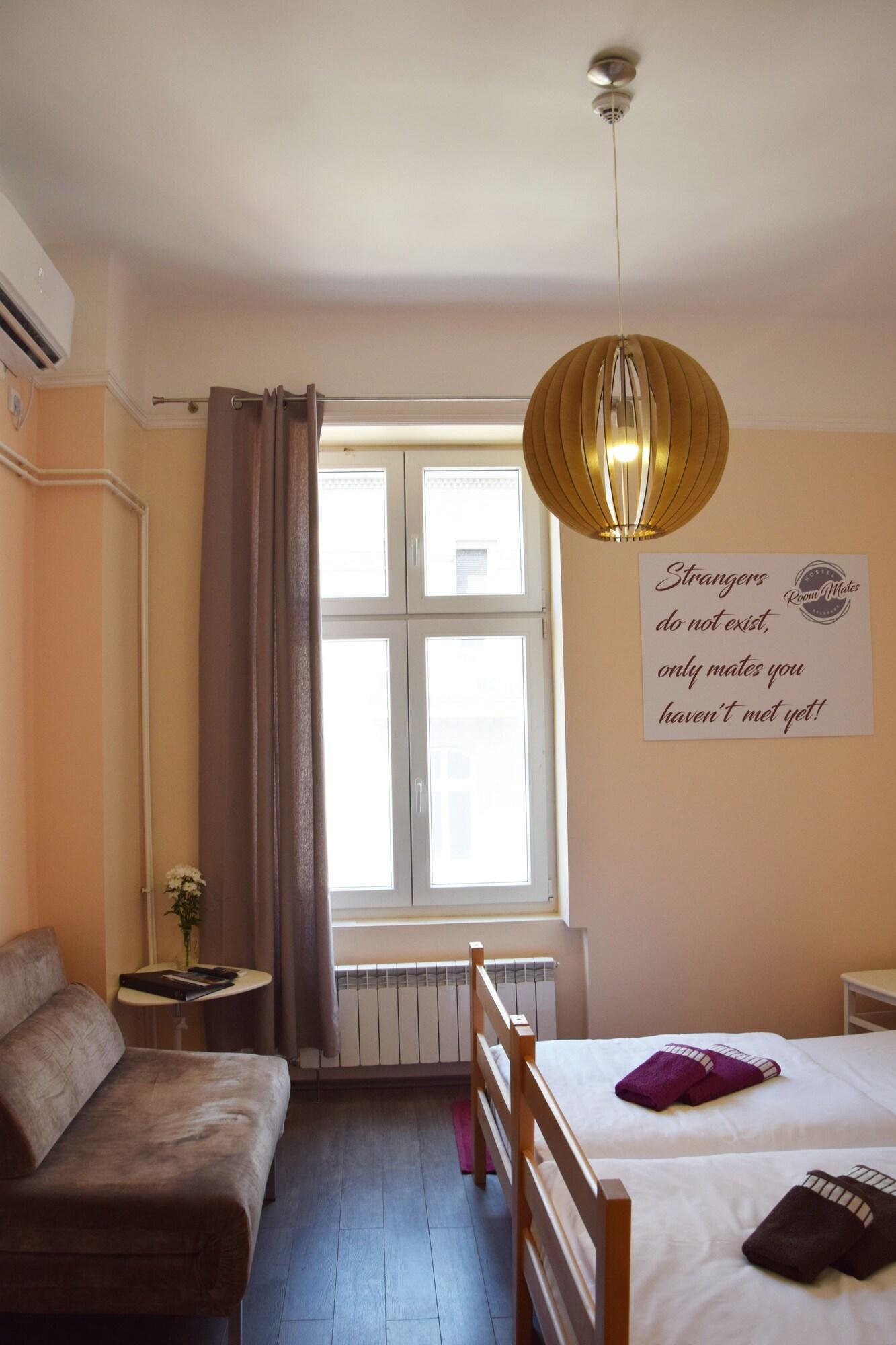 Roommates Hostel Belgrade Exterior photo